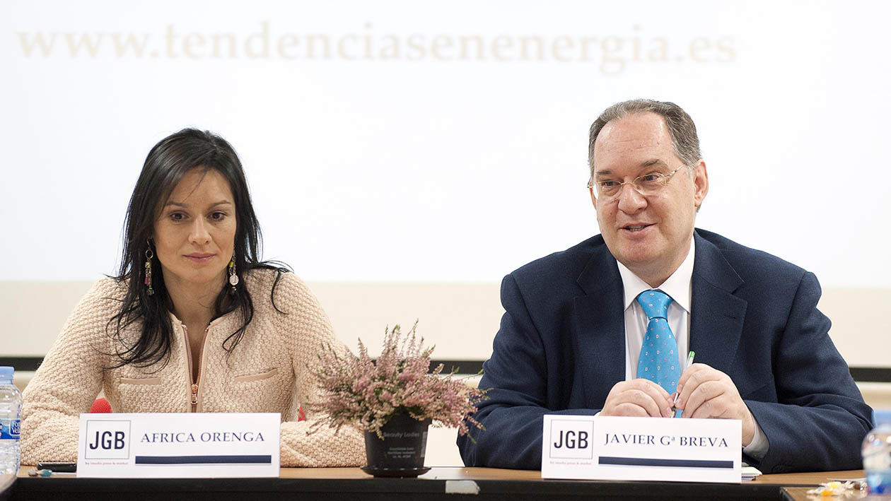 Africa Orenga IMEDIA y Javier García Breva_Presentación Oficina JGB